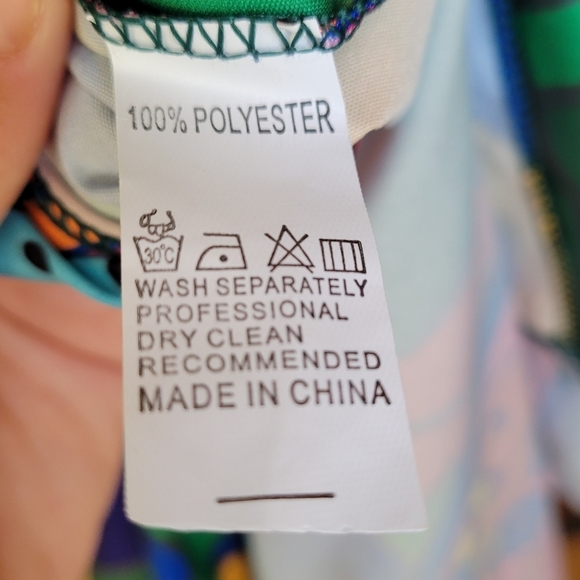 Lilo & Stitch Surfing Poster Full Color, Glossy W 24" in X H 36" in - Picture 3 of 9